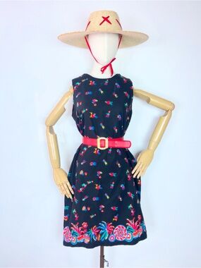 Women’s Black Tropical Print Sleeveless Dress with Red Belt